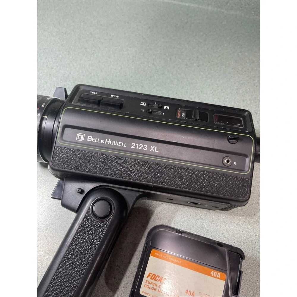 Vintage Bell & Howell Camera 2123 XL Does Have Power 2123F Super 8